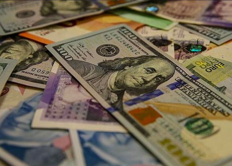 Döviz kurları, yeni haftaya yükselişle başladı 1 Döviz kurları, yeni haftaya yükselişle başladı