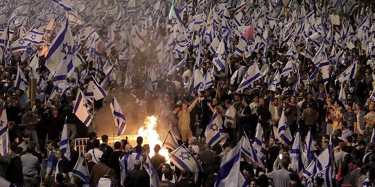 İsrail halkı Netanyahu'ya ‘DUR’ dedi 1 İsrail halkı Netanyahu’ya ‘DUR’ dedi