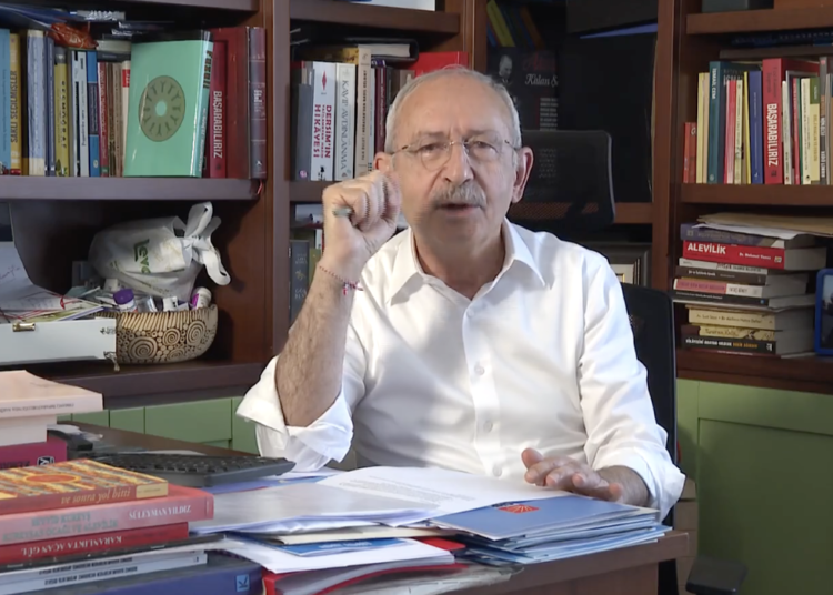 Kılıçdaroğlu’nun ‘Alevi’ videosu 100 milyonu görüntülenmeyi geçti 1 Kılıçdaroğlu’nun ‘Alevi’ videosu 100 milyonu görüntülenmeyi geçti