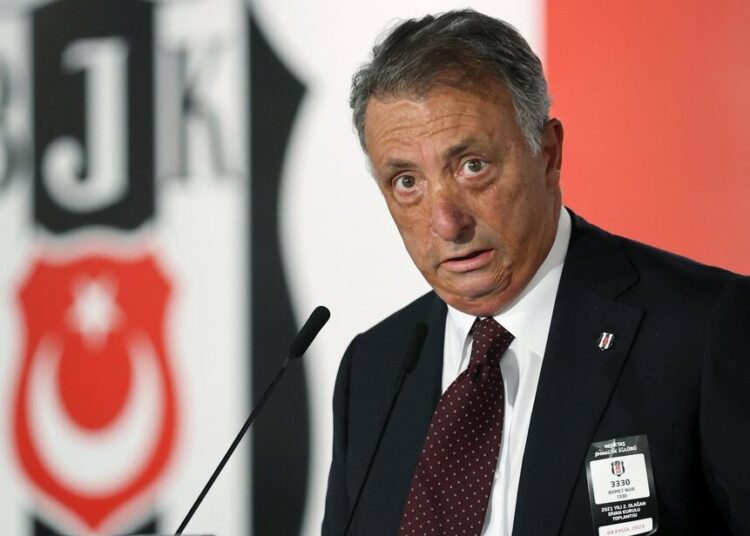 Beşiktaş, ligden çekilen kulüpler için UEFA’ya gidiyor