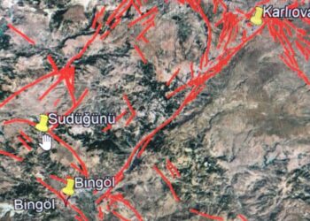 Bingöl depremi korkuttu: Naci Görür uyardı