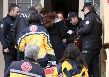 Erzurum’da üniversite öğrencisi annesini öldürdü, babasını yaraladı