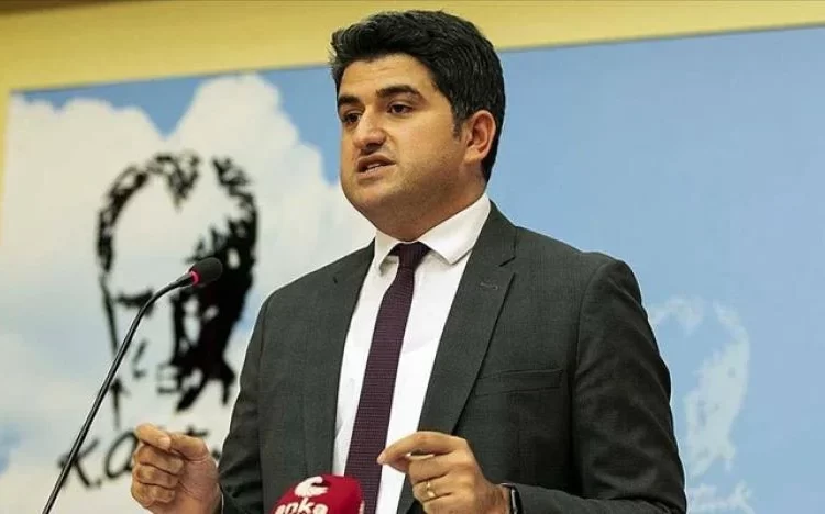 CHP Genel Başkan Yardımcısı Adıgüzel istifa etti