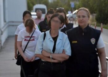 Depremzedelere hakaret suçlamasıyla 8 kişiye gözaltı