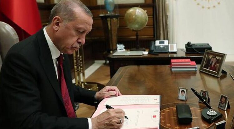20 üniversiteye rektör, YÖK'e 5 yeni üye atandı 1 Cumhurbaşkanı Erdoğan 4 mahpusu affetti