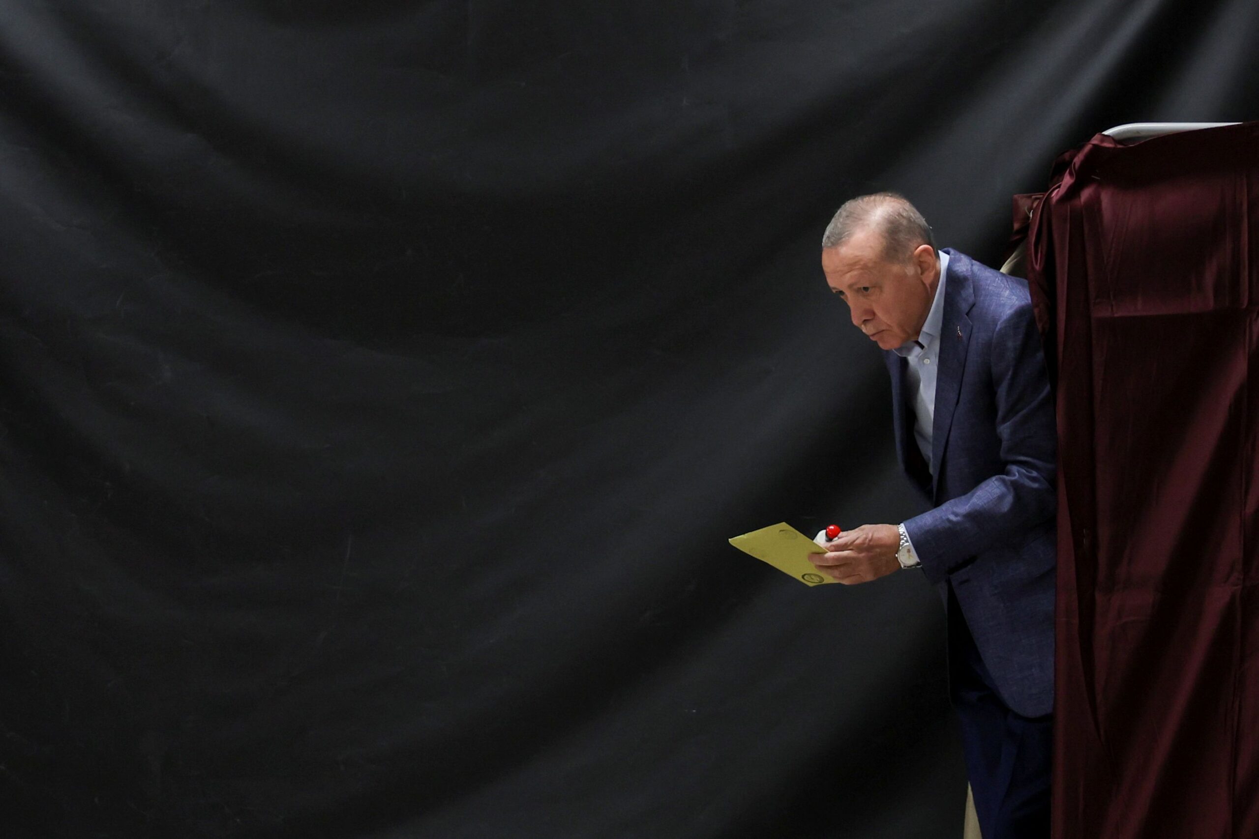 İngiltere basınından ‘seçim’ yorumu: Otokrasiye doğru bir adım mı?
