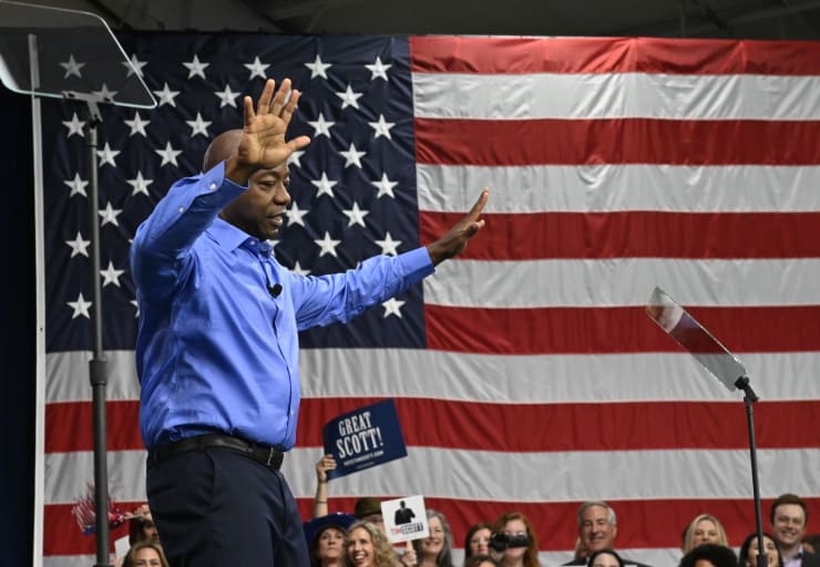 ABD başkanlık yarışında sıradışı bir aday: Tim Scott, Trump’a rakip çıktı 1 ABD başkanlık yarışında sıradışı bir aday: Tim Scott, Trump’a rakip çıktı