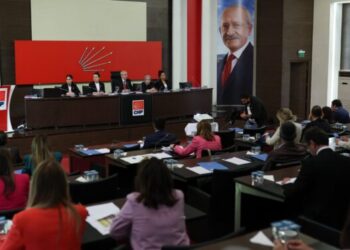 CHP’de kurultay kararı