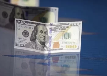 Dolar 26 TL’yi de geçerek rekor kırdı