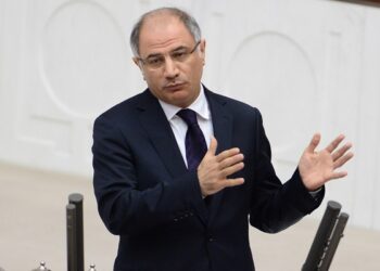 AK Parti’de yeni atamalar: Efkan Ala başkanvekili oldu