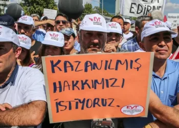 Maaş bağlanmayan EYT’liler sağlık sigortasından yararlanamayacak