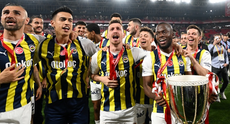 Fenerbahçe, beş yıldızlı armayı tescilletti 1 Fenerbahçe, beş yıldızlı armayı tescilletti