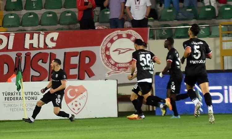 Süper Lig’e bir İstanbul takımı daha: Pendikspor 1 Süper Lig’e bir İstanbul takımı daha: Pendikspor