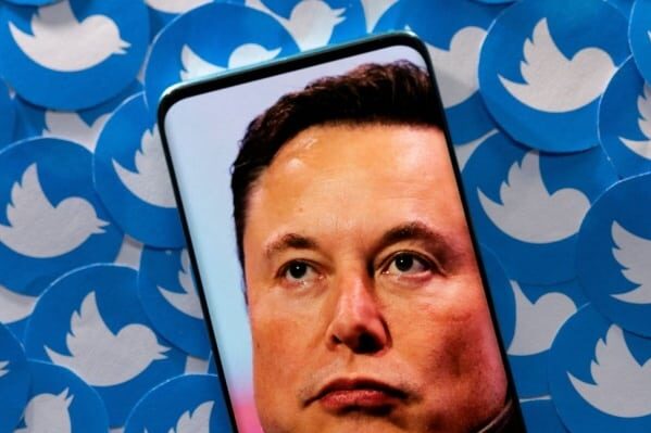 Twitter’ın en çok kullanılan özelliği TweetDeck ücretli oluyor 1 Twitter’ın en çok kullanılan özelliği TweetDeck ücretli oluyor