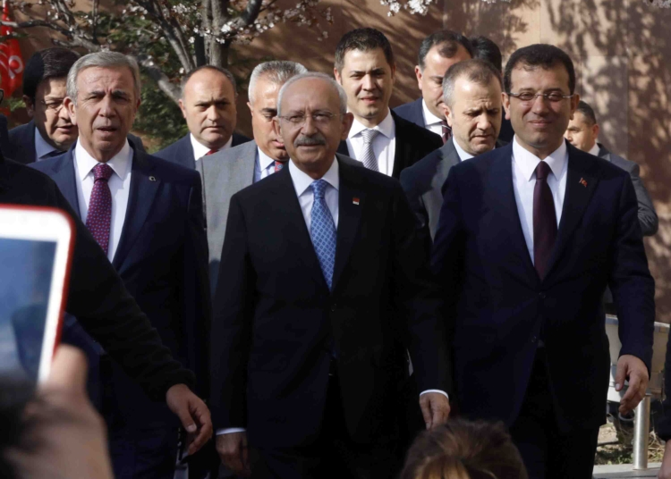 MetroPOLL’ün seçim sonrası ‘En beğenilen siyasetçi’ anketinde birinci Ankara’dan