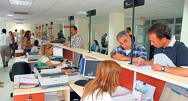 Türkiye'de haftalık mesai saatleri Avrupa'ya göre ortalama 6 buçuk saat daha uzun 1 Türkiye’de haftalık mesai saatleri Avrupa’ya göre ortalama 6 buçuk saat daha uzun
