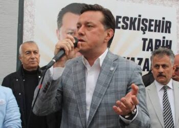 İYİ Parti milletvekili: AKP ve MHP'yi destekleyelim 3 İYİ Parti milletvekili: AKP ve MHP’yi destekleyelim