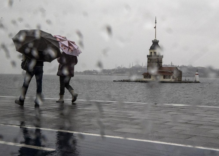 Sıcaklardan bunalan İstanbulluları serinletecek haber 1 Sıcaklardan bunalan İstanbulluları serinletecek haber