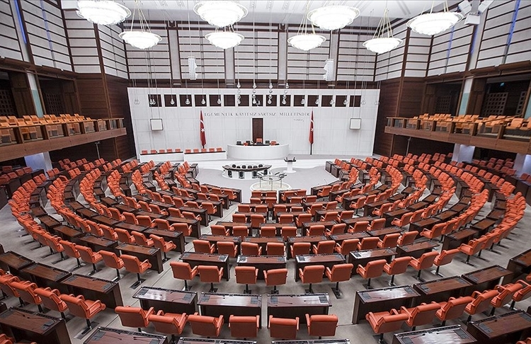 Memur maaşı teklifinin Meclis'te görüşüleceği gün belli oldu 1 Memur maaşı teklifinin Meclis’te görüşüleceği gün belli oldu