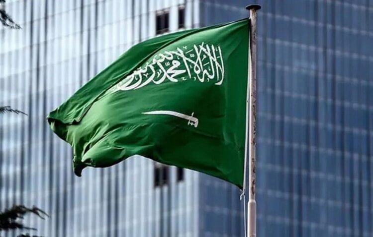 Suudi Arabistan'dan vatandaşlarına çağrı: Lübnan'ı acilen terk edin 1 Suudi Arabistan’dan vatandaşlarına çağrı: Lübnan’ı acilen terk edin