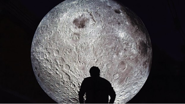 İki ülkenin Ay'a inme yarışı: Aynı anda, aynı yere iniş yapabilirler 1 İki ülkenin Ay’a inme yarışı: Aynı anda, aynı yere iniş yapabilirler