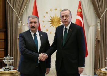 Cumhur’da ‘vebal’ çatlağı: Destici, AKP’ye ‘yanlışı desteklemiyoruz’ diye tepki gösterdi