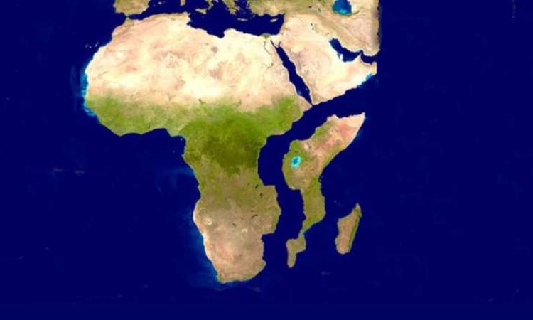 Araştırma: Afrika kıtası ikiye bölünüyor, yeni bir okyanus oluşacak