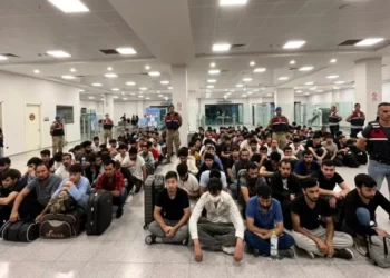 Hükümetin yerel seçim planı: Mültecileri sınırdışı etme operasyonları