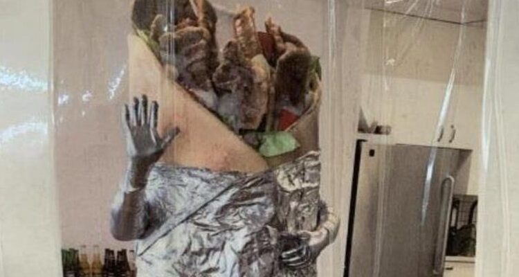 Döner dürüm kostümüne 12 bin dolar