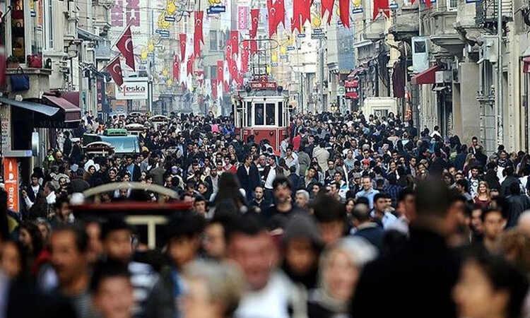 İstanbul'da yaşayan yabancı sayısında rekor artış 1 İstanbul’da yaşayan yabancı sayısında rekor artış