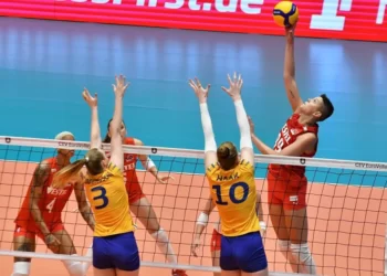 Voleybol milli takımı Avrupa Şampiyonası’na galibiyetle başladı