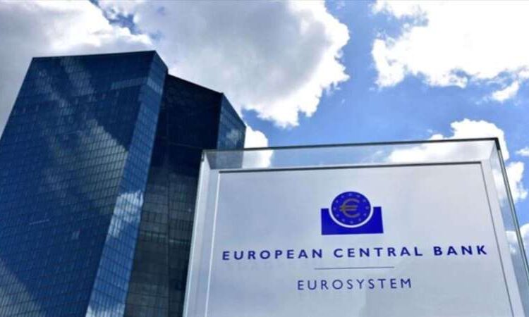 Avrupa Merkez Bankası'nda kriz, yöneticilerin cep telefonlarına el konuldu 1 Avrupa Merkez Bankası’nda kriz, yöneticilerin cep telefonlarına el konuldu