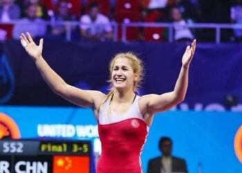 Dünya Güreş Şampiyonası'nda Buse Tosun Çavuşoğlu altın madalya kazandı 5 Dünya Güreş Şampiyonası’nda Buse Tosun Çavuşoğlu altın madalya kazandı