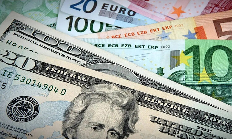Döviz kurunda yatay seyir devam ediyor 1 Döviz kurları, haftanın son işlem gününe yatay seyirde başladı