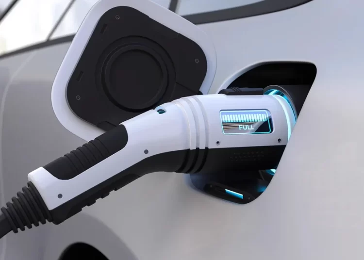Elektrikli otomobilde menzil rekoru: Tek şarjla Türkiye’den Almanya’ya gidilebiliyor 1 Elektrikli otomobilde menzil rekoru: Tek şarjla Türkiye’den Almanya’ya gidilebiliyor