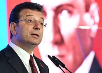 İmamoğlu’ndan İYİ Parti’nin aday çıkarma kararına ilk tepki: ‘İttifak gerekli, müzakereye açık olmalı’