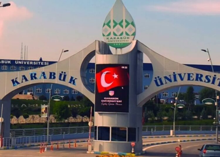 Sayıştay tespiti: Koruma görevlisi, fakülte sekreteri olmuş 1 Sayıştay tespiti: Koruma görevlisi, fakülte sekreteri olmuş