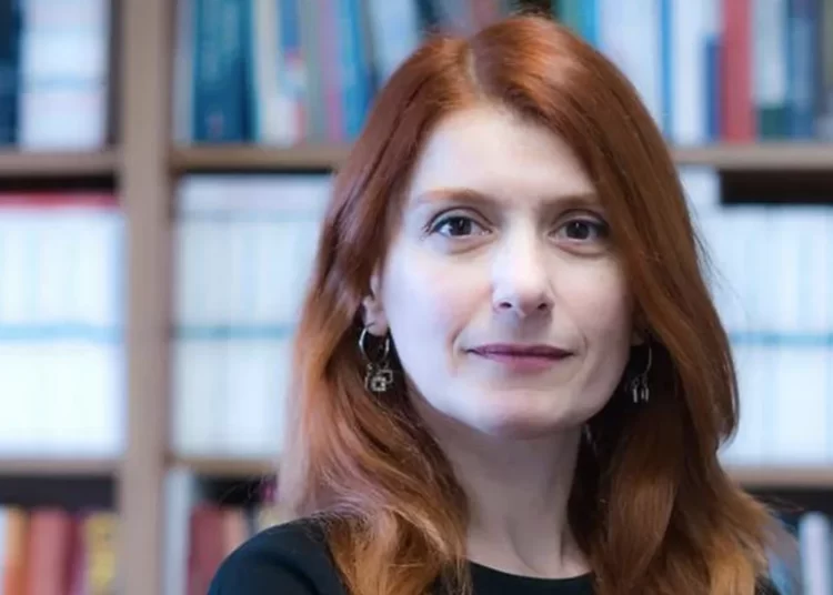 Cumhuriyet gazetesinin yeni Genel Yayın Yönetmeni Mine Esen oldu