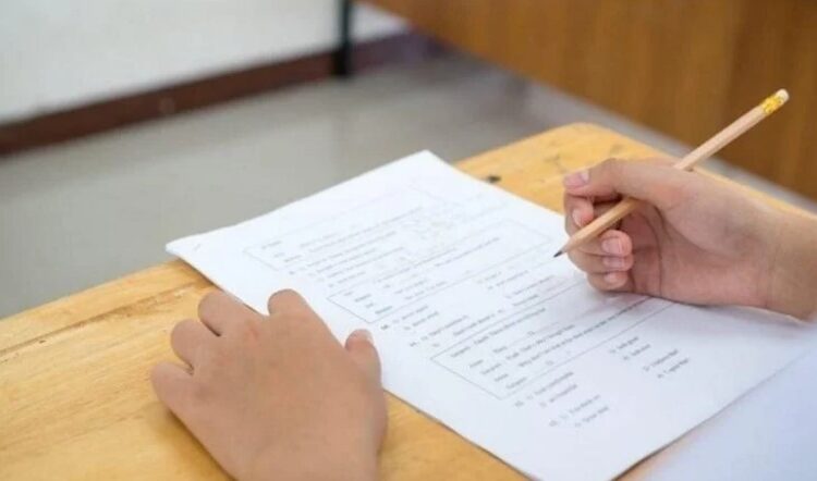 Eğitimde yeni model: Yazılı sınavlar ortak yapılacak 1 Eğitimde yeni model: Yazılı sınavlar ortak yapılacak