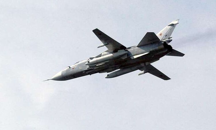Rus Su-24 savaş uçağı düştü 1 Rus Su-24 savaş uçağı düştü