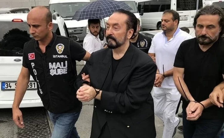 ‘Kedicik’ belgeseli yayından kaldırıldı 1 ‘Kedicik’ belgeseli yayından kaldırıldı