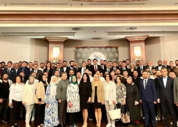 DEVA Partisi’nde İstanbul’daki 13 ilçe başkanı istifa etti