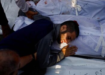 İsrail’in Gazze saldırısında ölen Filistinli sayısı 5 bini geçti