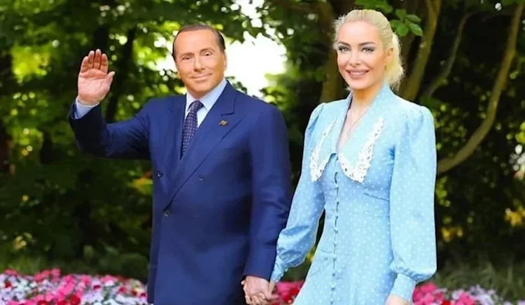 Berlusconi’nin sevgilisi, 100 milyon euroluk mirasla kayıplara karıştı