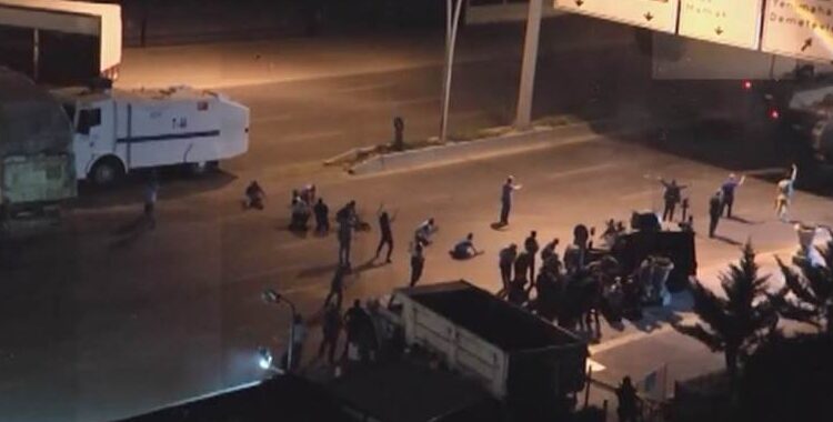 Önce yayınladı, sonra sildi, gece yarısı tekrar yayınladı: Ankara Emniyeti kime mesaj verdi? 1 Önce yayınladı, sonra sildi, gece yarısı tekrar yayınladı: Ankara Emniyeti kime mesaj verdi?