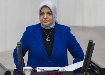 Meclis kürsüsünde yoksulluğun artmasıyla övündü