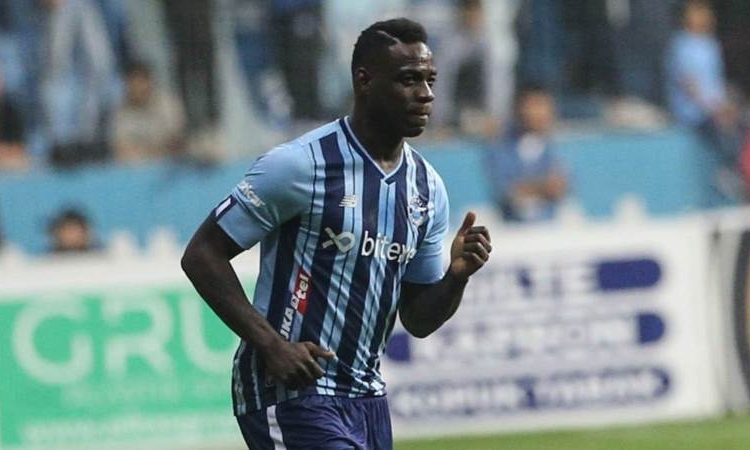 Adana Demirspor duyurdu: İtalyan yıldız Balotelli ameliyat oldu! 1 Adana Demirspor duyurdu: İtalyan yıldız Balotelli ameliyat oldu!