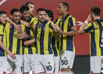 Fenerbahçe, Adana Demirspor deplasmanında liderlik için sahaya çıkıyor