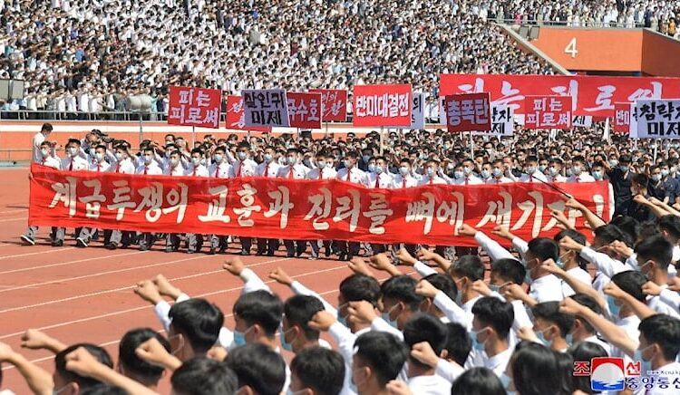 Kuzey Kore'de 67 yıl sonra sandıktan ilk kez "hayır" oyu çıktı 1 Kuzey Kore’de 67 yıl sonra sandıktan ilk kez “hayır” oyu çıktı