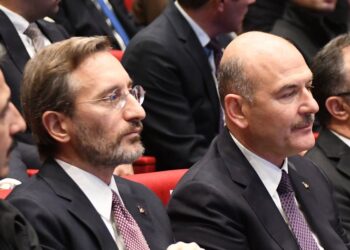 Soylu, gazetecileri Fahrettin Altun’a şikayet etti